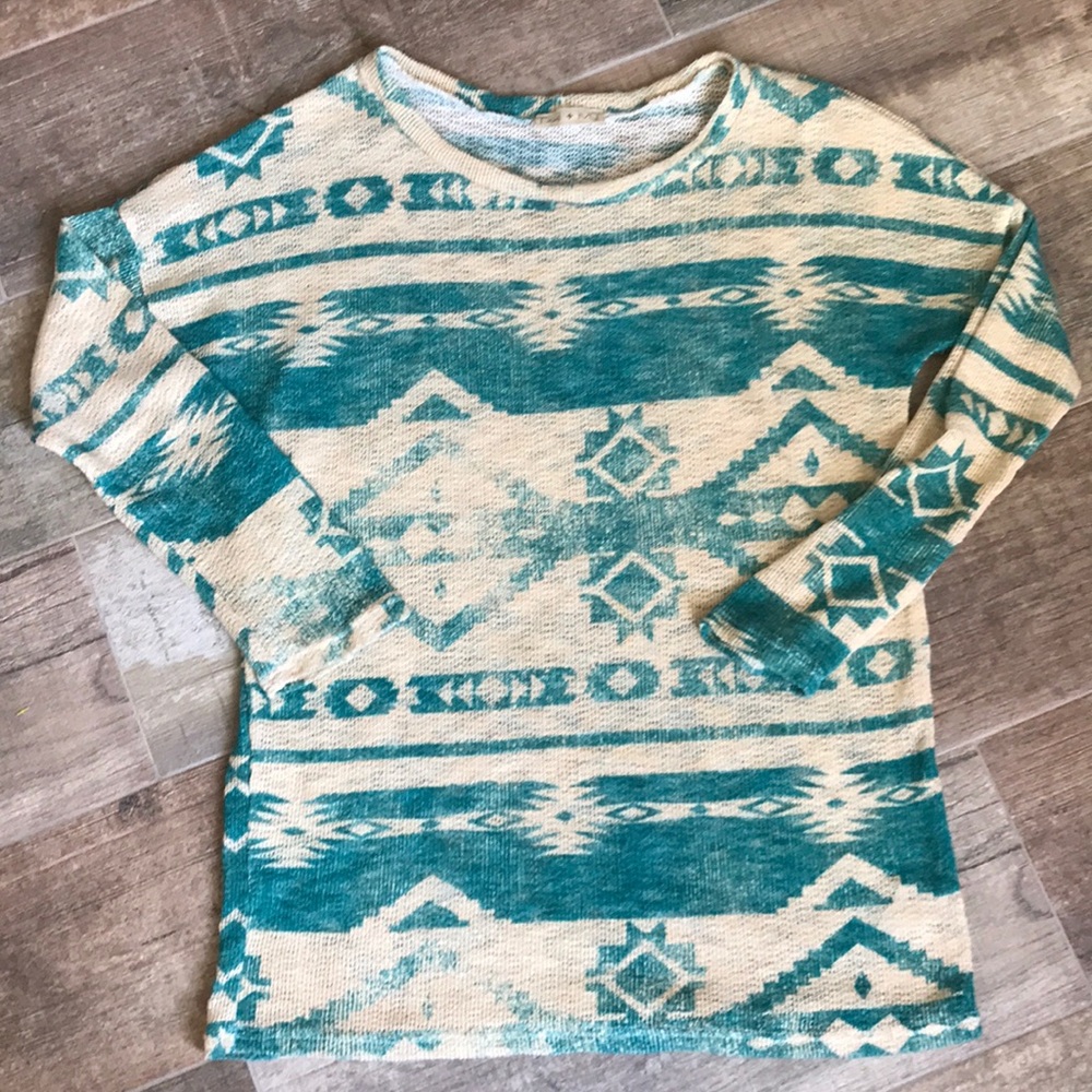 K Light weight sweater